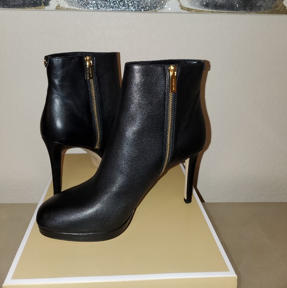 Michael Kors Sammy Leather Platform Boot - Picture 2 of 8